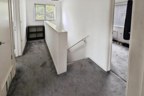 pbox-bedroom-346497.jpg