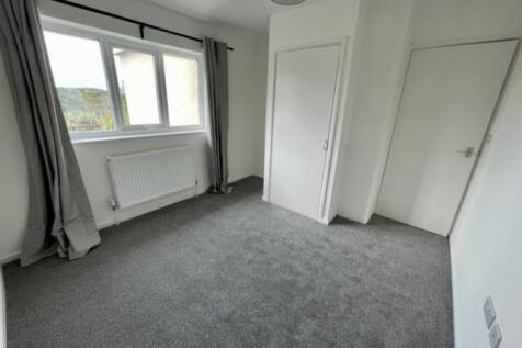 Collindale Bedroom 2.jpg