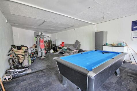 GAMES ROOM/STUDIO