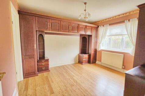 GROUND FLOOR BEDROOM 2
