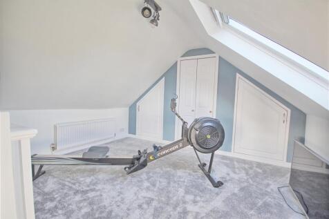 LOFT ROOM