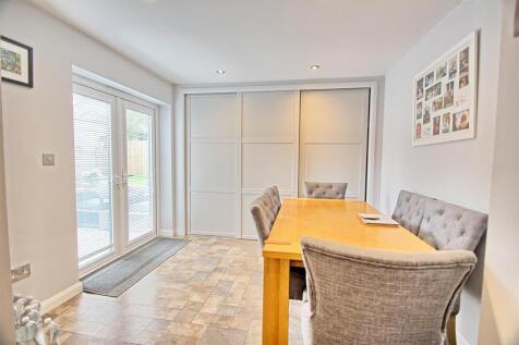 BREAKFAST ROOM
