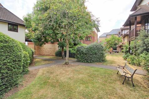 COMMUNAL GARDENS