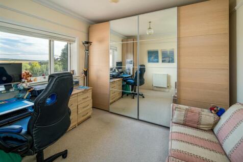 Bedroom 3/Study