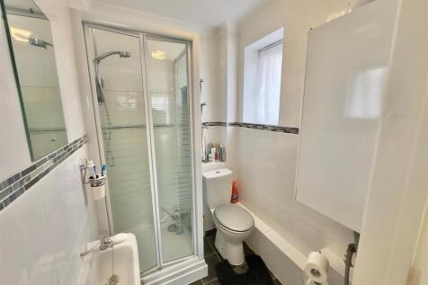 Ensuite Shower Room