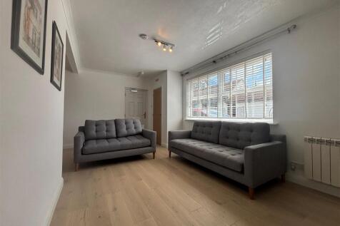 Living/Ding Room