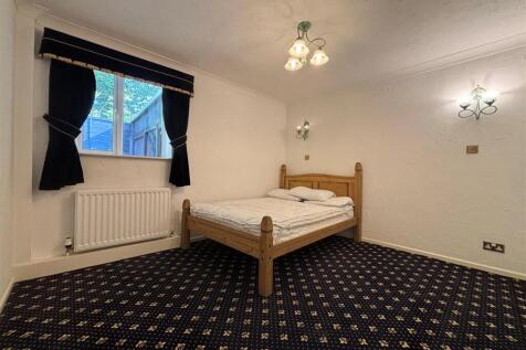 Bedroom One 2.jpg