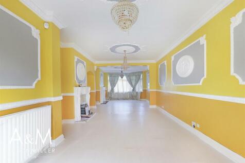 THROUGH LOUNGE