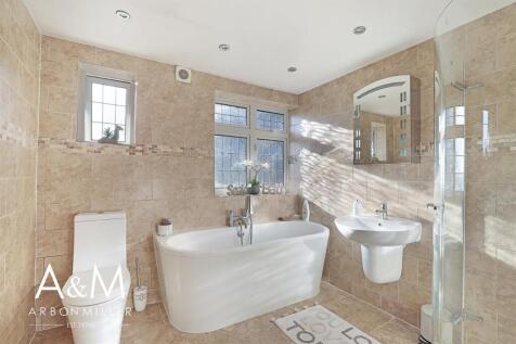 Feature Bathroom