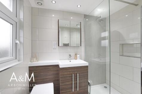 En-Suite Shower