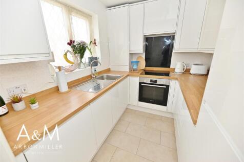 Feature Kitchen
