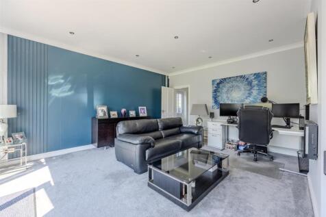 Annexe Lounge