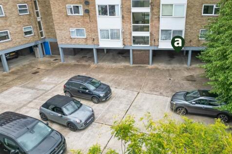 Communal Car Park &#43; Assigned Space