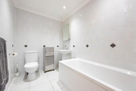 Bedroom 1 En-Suite