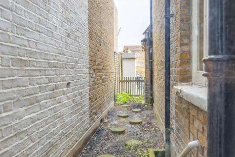 Garden (Side)