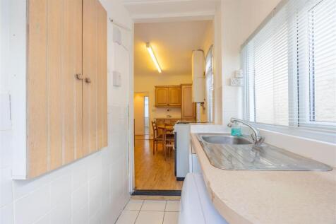 Utility Room/Kitchen