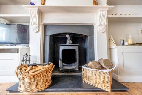 Lounge Fireplace