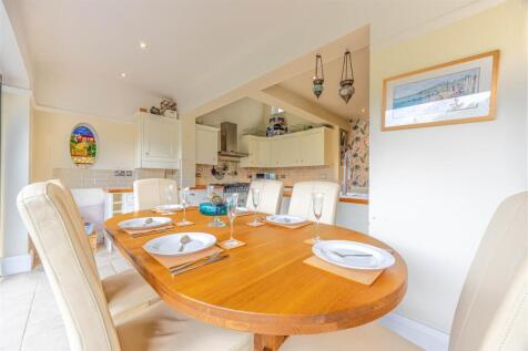 Dining Room/Kitchen