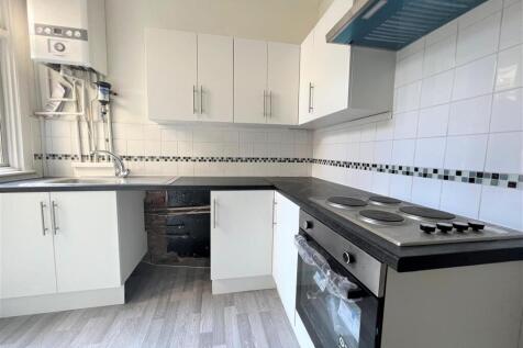 Kitchen2.jpg