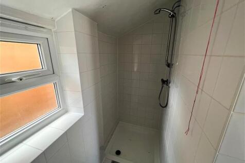 Shower Room.jpg