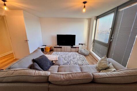 Living Room.jpg