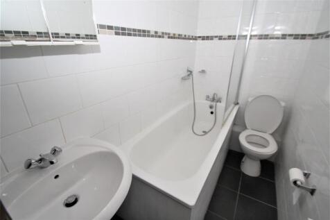 Bathroom.JPG