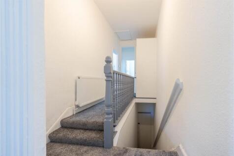 Hallway.jpg