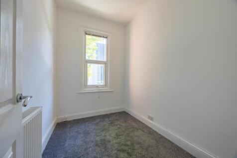 Bedroom.jpg