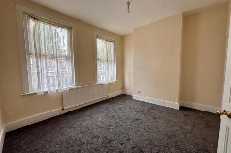 Main Bedroom.jpg