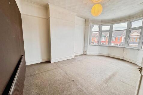 Living Room.jpg