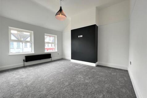 Living Room.jpg