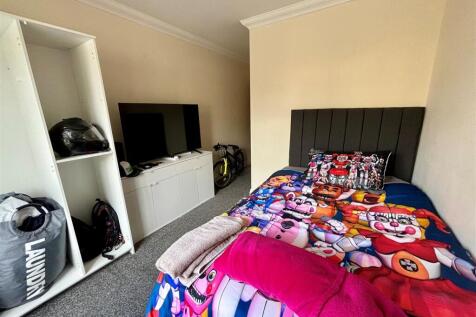 Bedroom 2.jpg