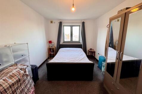 Bedroom.jpg