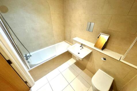 Bathroom.jpg