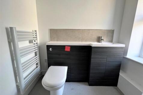 Bathroom1.jpg