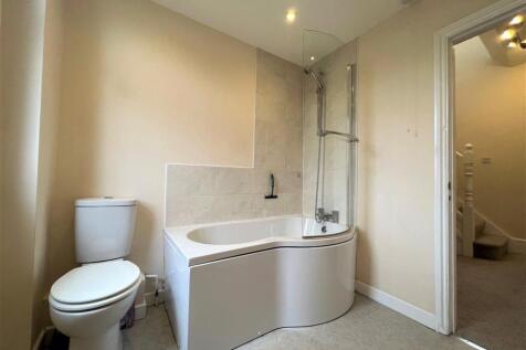 Bathroom2.jpg