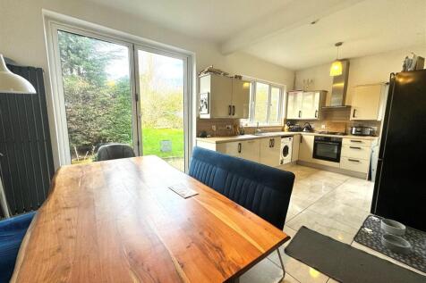 Open Plan Kitchen.jpg