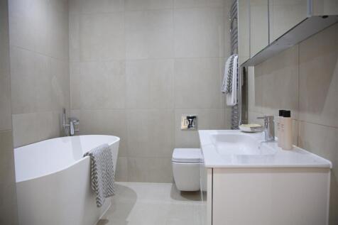 Main Bathroom