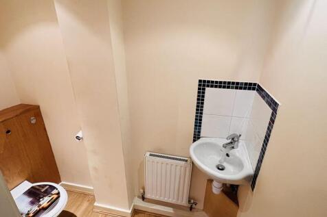 Cloakroom WC