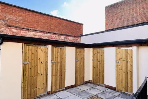 Lockup Store
