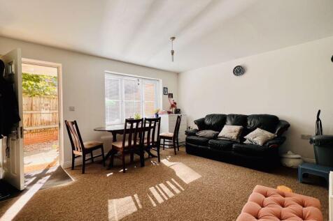Living Dining Room