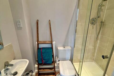 Ensuite Shower Room