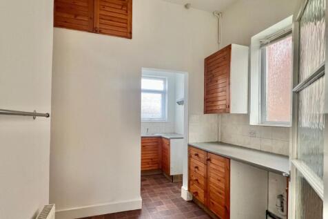 40 Belvedere Road Kitchen