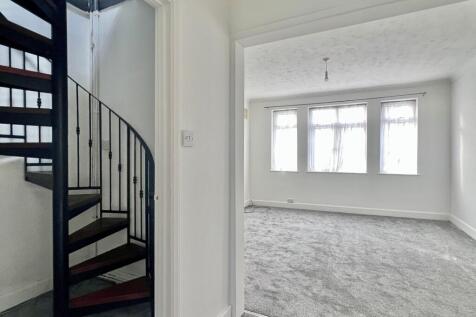 42 Belvedere Road living room and stairs