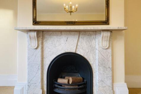Decorative fireplace