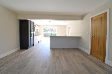 Kitchen/Family room
