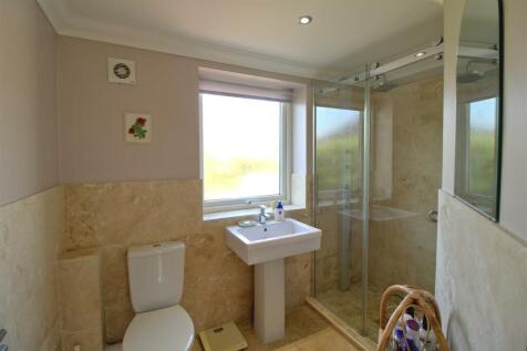 Ensuite shower room