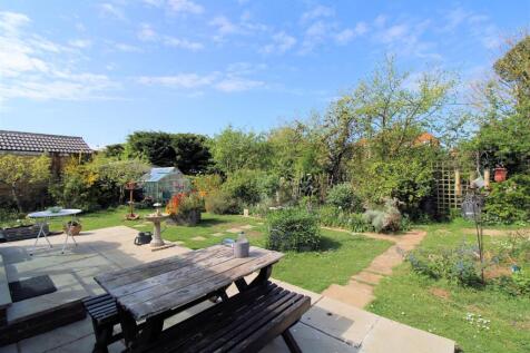Rear garden.jpg