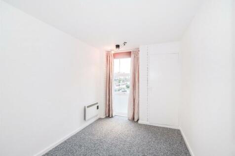 15 Harefield House-6_web.jpg