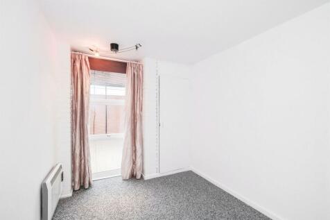 15 Harefield House-7_web.jpg